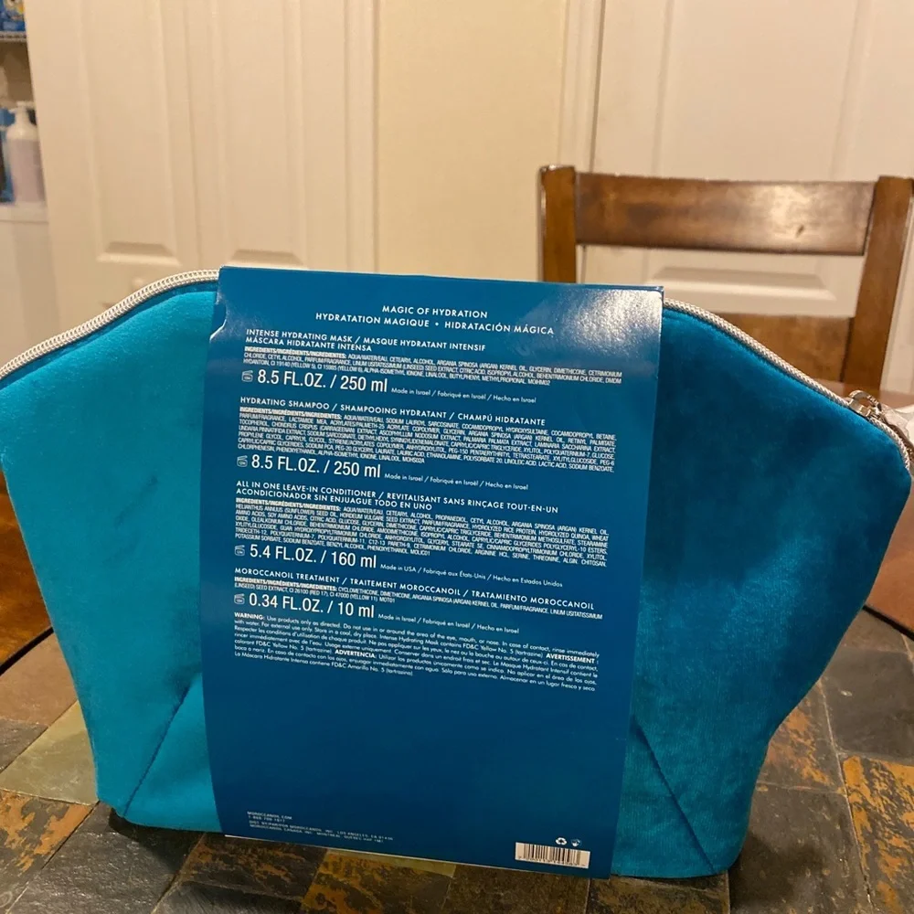 Moroccanoil Holiday 2021 Magic of Hydration Gift Set